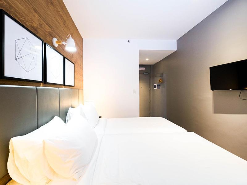Avior Hotel General Santos City Buitenkant foto